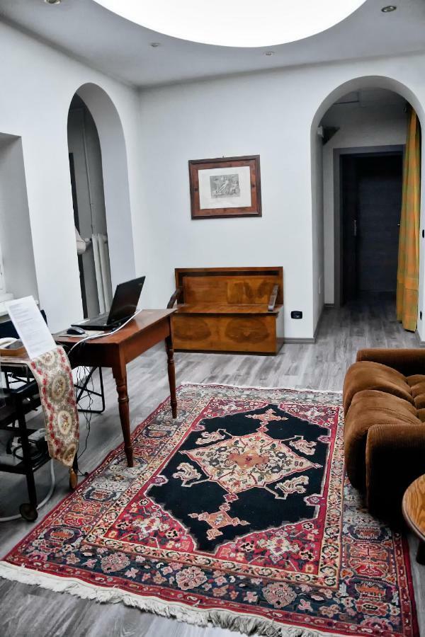 Flaneur Hotel Торино Екстериор снимка