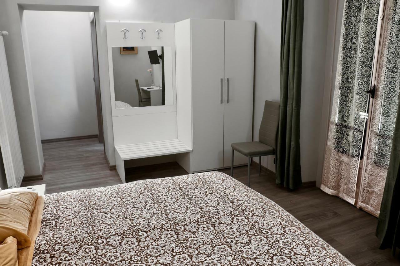 Flaneur Hotel Торино Екстериор снимка