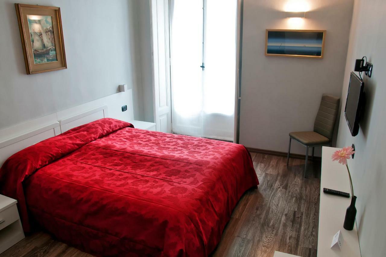 Flaneur Hotel Торино Екстериор снимка